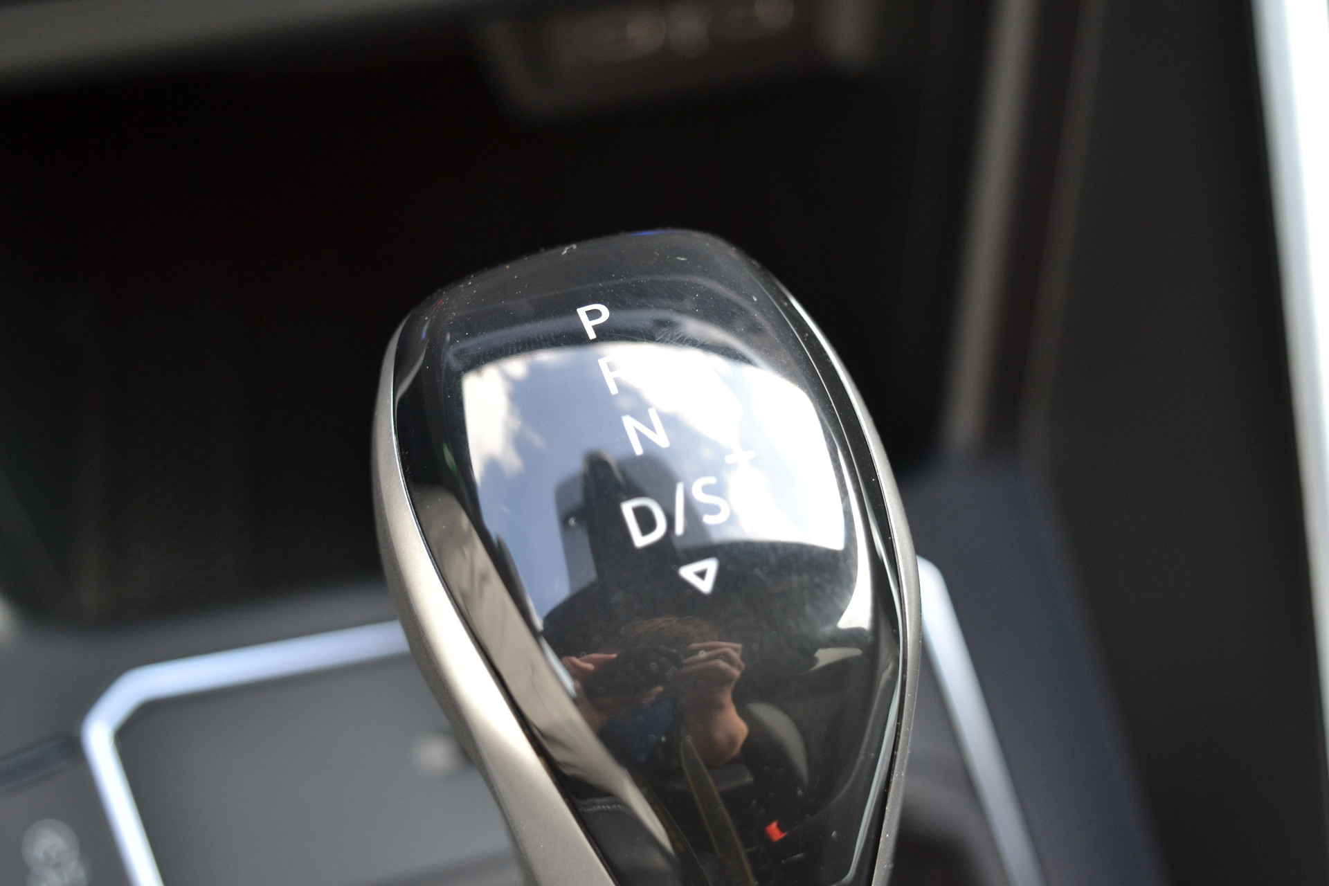 44050321-32.jpg