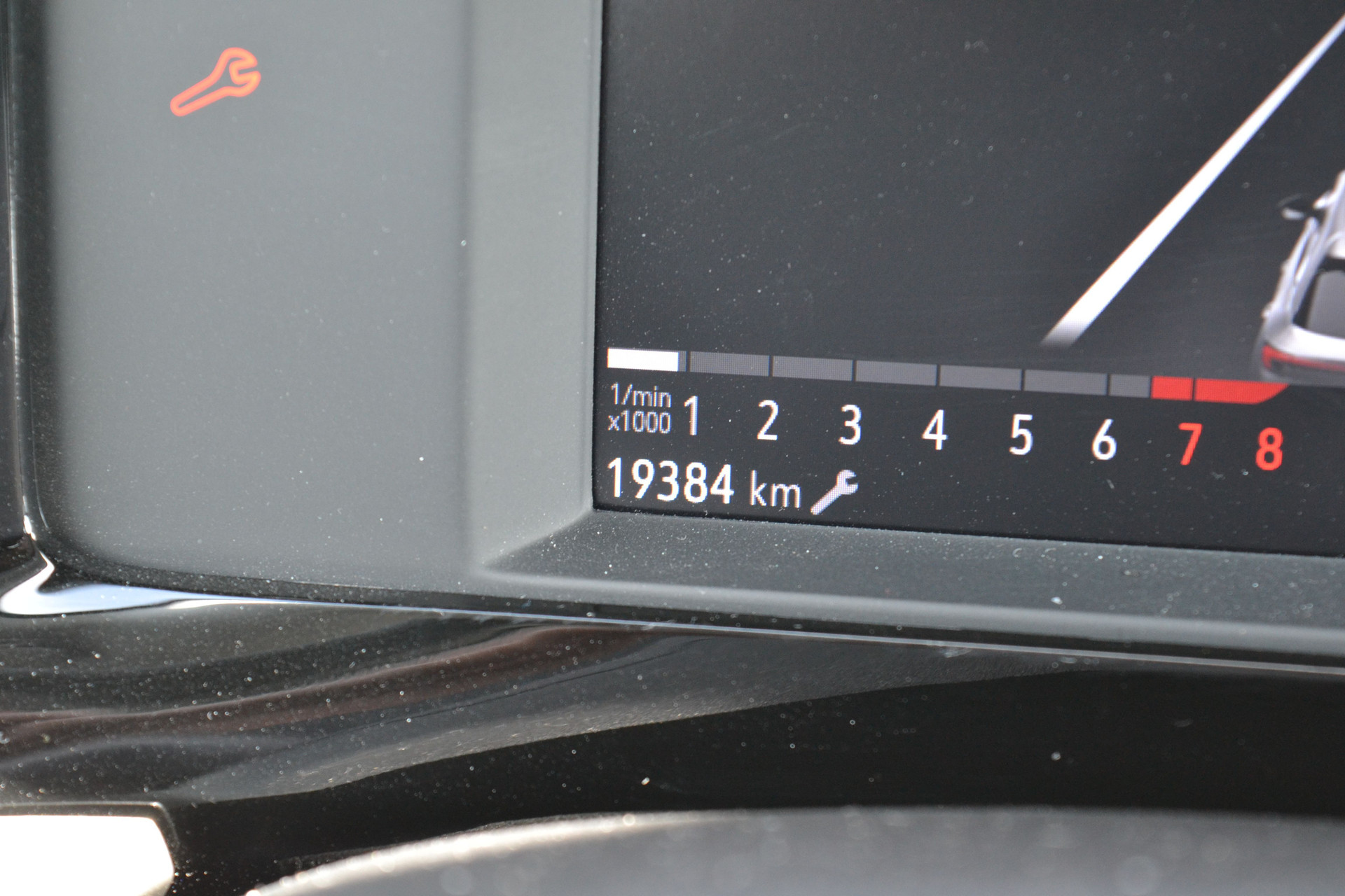 45141949-15.jpg