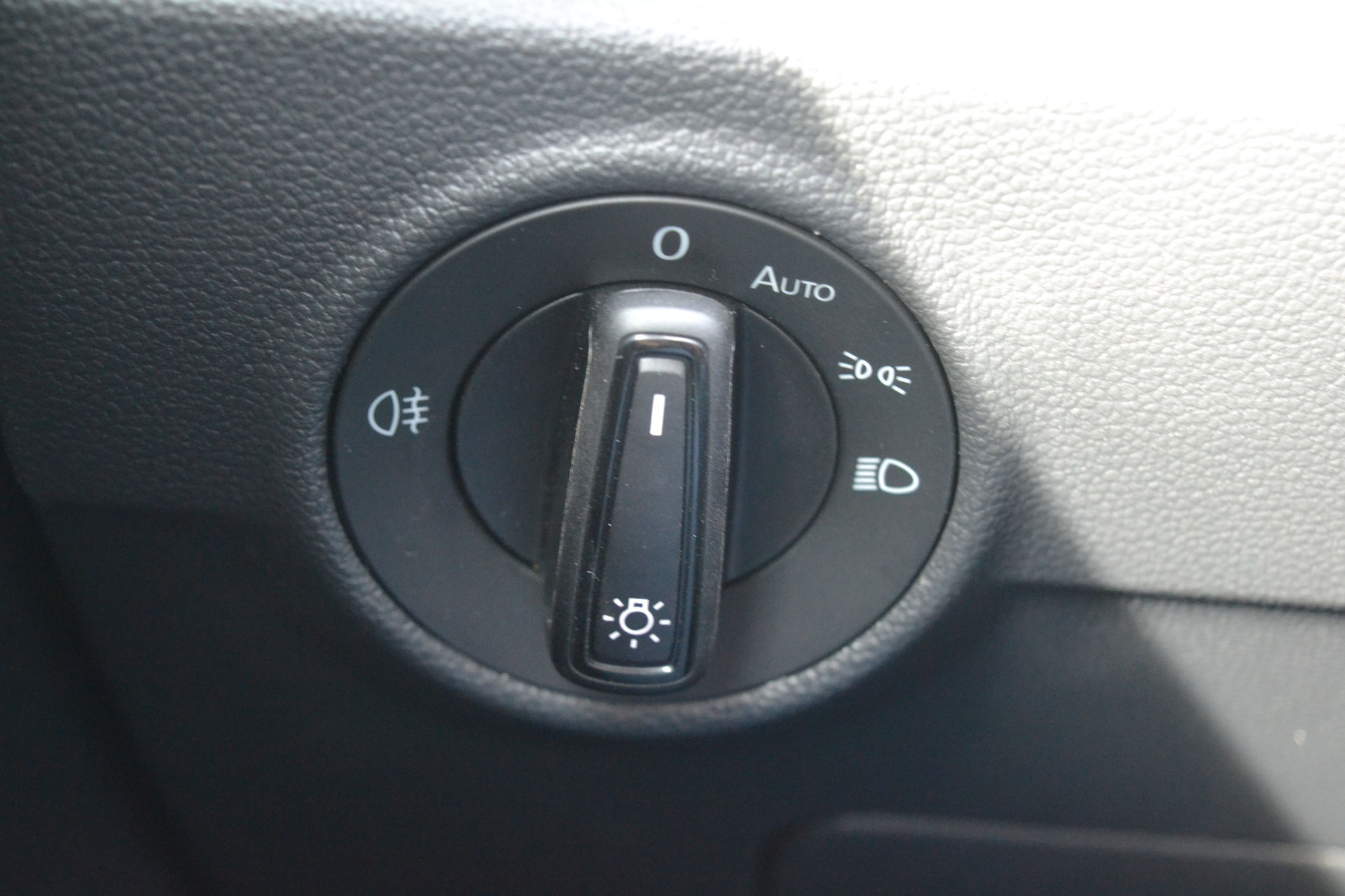 45789749-58.jpg