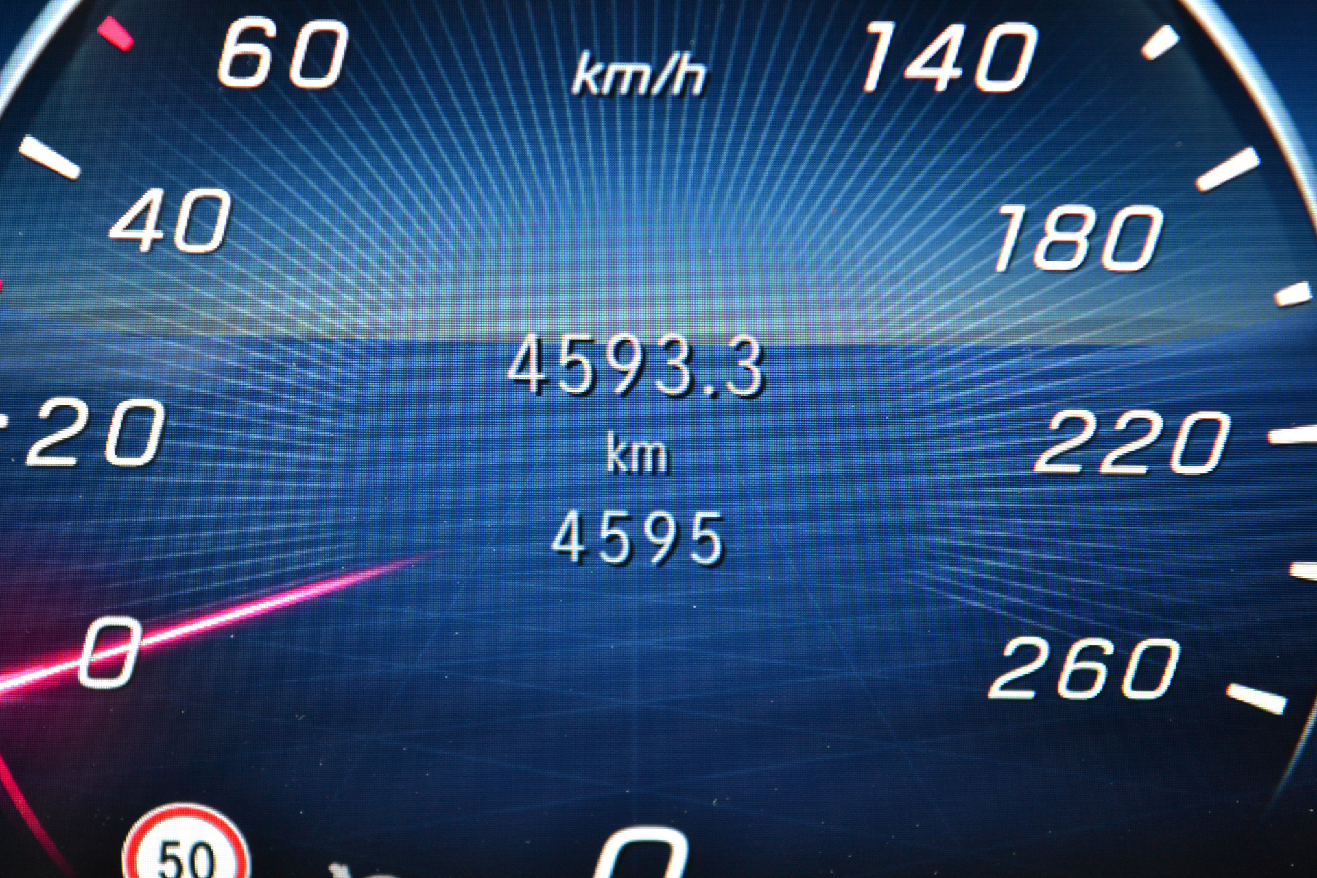 46308611-46.jpg