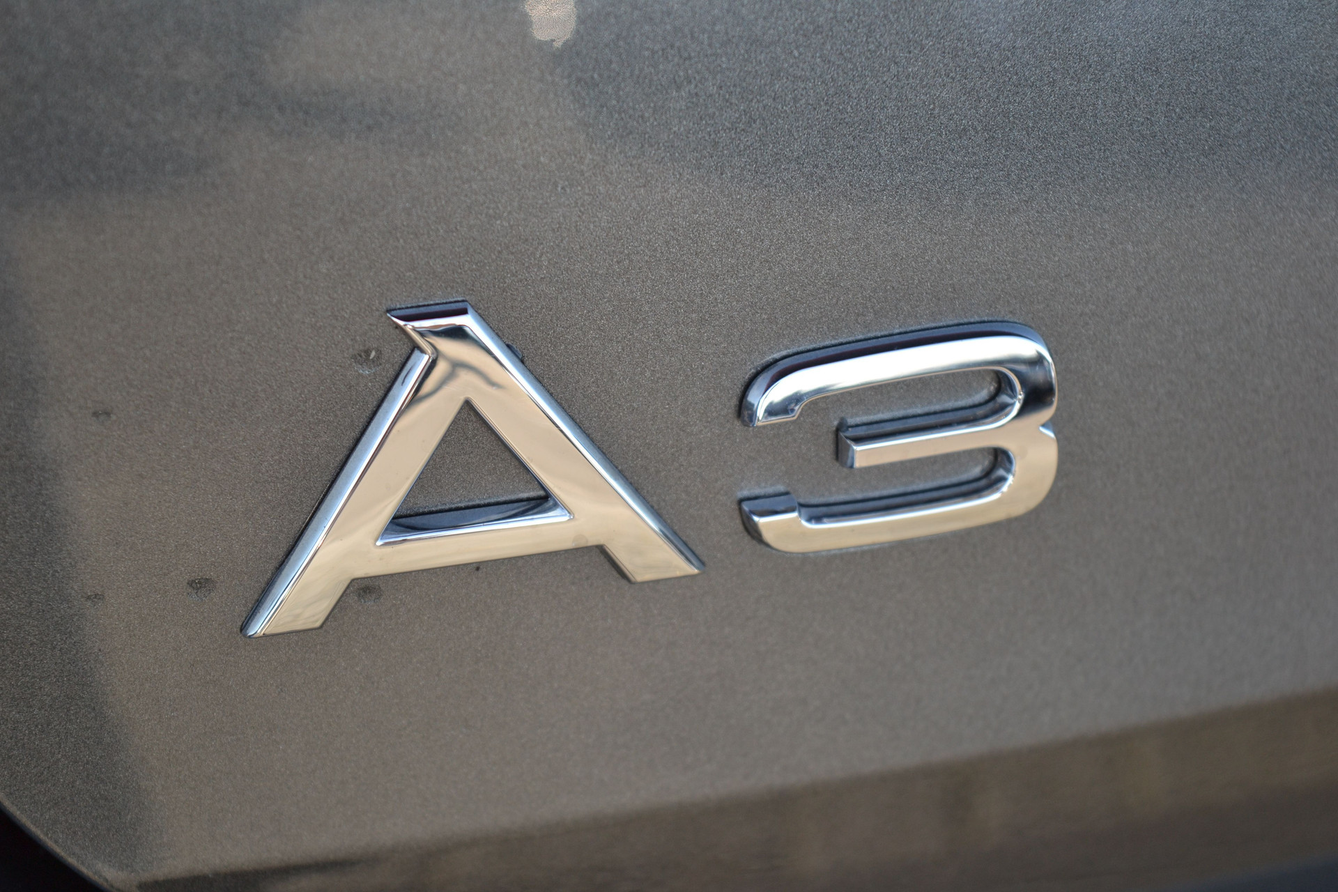 46470159-18.jpg